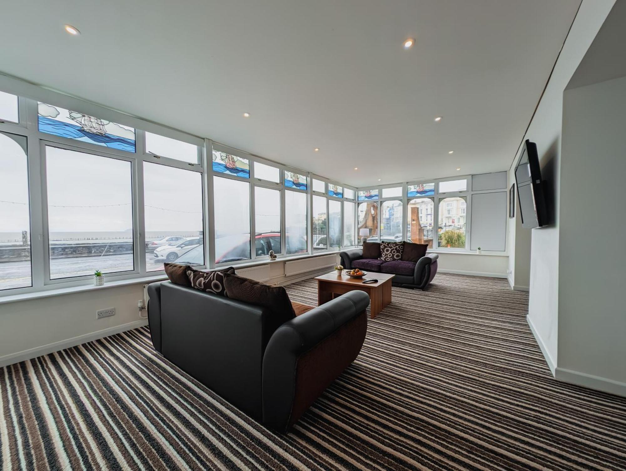 Bay & Harbour Holiday Apartments & Rooms Only Weston-super-Mare Bagian luar foto