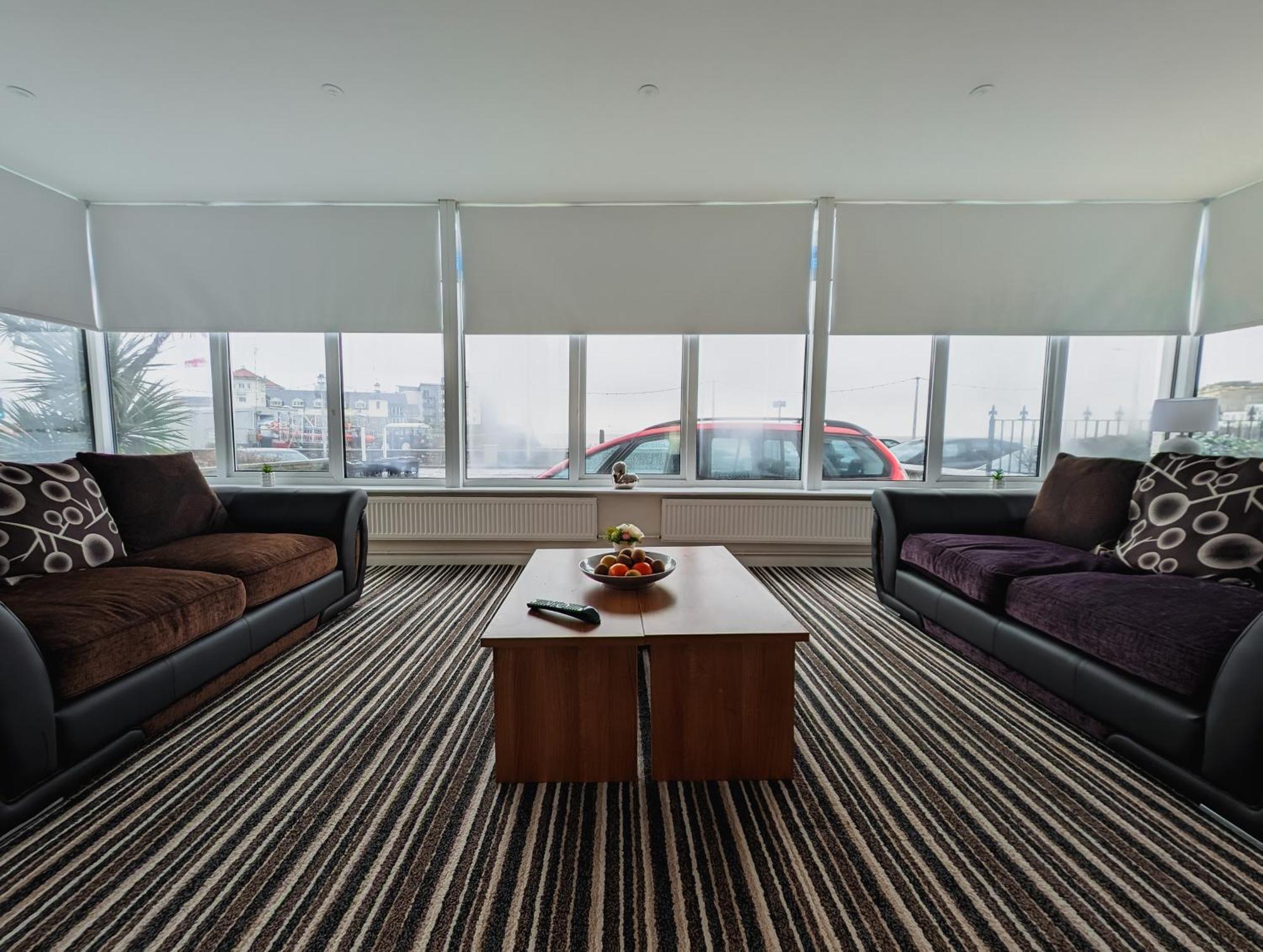 Bay & Harbour Holiday Apartments & Rooms Only Weston-super-Mare Bagian luar foto